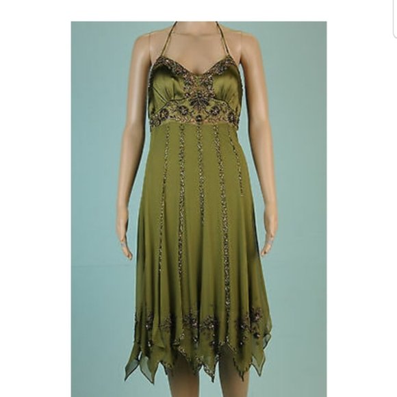 Gorgeous beaded green Cache dress - Picture 4 of 4